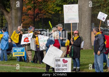 No Kings Rally, Greenville Michigan, USA, 18 octobre 2025 Banque D'Images