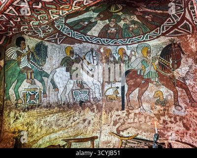 Megab, Ethiopie - 22 août 2025 : les vieilles peintures d'Abuna Yemata Guh près de Megab sur Ethopia Banque D'Images