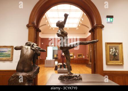 Aberdeen Art Gallery, fondée en 1884 dans un bâtiment conçu par Alexander Marshall Mackenzie, avec une cour de sculptures ajoutée en 1905, Écosse, Royaume-Uni Banque D'Images