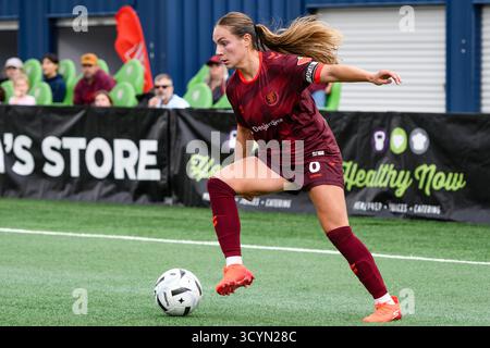 Toronto, Ontario, Canada. 19 octobre 2025. 19 octobre 2025 - Toronto, Canada : EMMA REGAN (#8, AFC Toronto) lors du match NSL entre l'AFC Toronto et le Montreal Roses FC au stade York Lions. (Crédit image : © Vasiliy Ryabykh/ZUMA Press Wire) USAGE ÉDITORIAL SEULEMENT ! Non destiné à UN USAGE commercial ! Banque D'Images