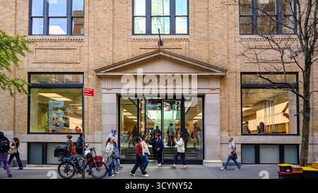 New York, États-Unis, magasin de pommes à soho de Manhattan. Banque D'Images
