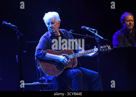 ROYAUME-UNI. 19 octobre 2025. LONDRES, ANGLETERRE - 19 OCTOBRE : Graham Nash au palladium le 19 octobre 2025 à Londres, EnglandCAP/Mar © Mar/Capital Pictures Credit : Capital Pictures/Alamy Live News Banque D'Images