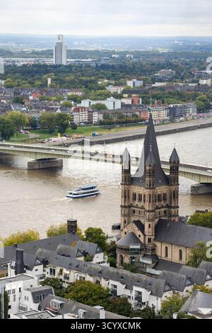 Cologne Allemagne, Grande église Saint Martin, vue aérienne sur le rhin de Cologne Cathédrale d'Allemagne Banque D'Images