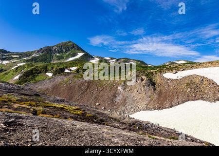 Montagnes Tateyama (Mont Tate), vue sur Mt.Jodo, sentier près de Raichoso (chalet), montagnes Hida (Alpes du Nord), ville de Tateyama, Toyama, Japon, Asie Banque D'Images