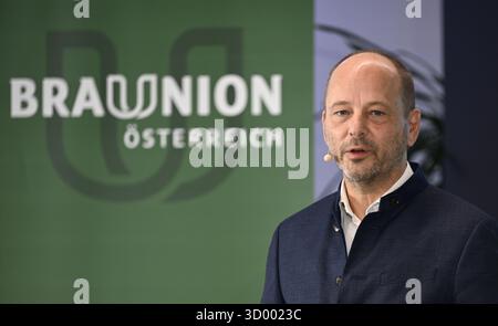 Hans Böhm, PDG de Brau Union AG, lors d'une présentation et d'une discussion de l'étude de Brau Union sur la création de valeur de la bière, le lundi 20 octobre 2025 à Vienne, Autriche. - 20251020 PD2104 crédit : APA-PictureDesk/Alamy Live News Banque D'Images