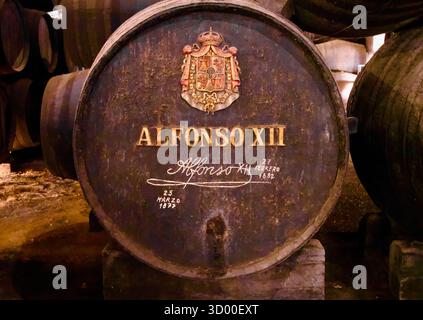 Sherry fût signé par la famille royale espagnole roi Alphonse XII qui est décédé à l'âge de 27 Bodegas Osborne El Puerto de Santa María Cadix Andalousie Espagne Europe Banque D'Images