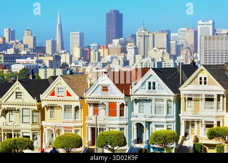 Les Painted Ladies, Alamo Square, San Francisco, California, USA Banque D'Images