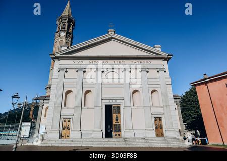 Lecco, Italie - 7 août 2023 : la Basilique de San Nicolo, le principal lieu de culte catholique de Lecco Banque D'Images