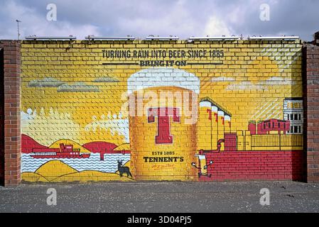 Murale sur le mur des brasseries Tennent Caledonian, Duke Street, Glasgow, Écosse, Royaume-Uni. Banque D'Images