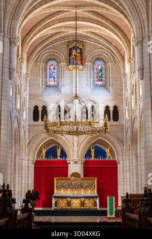 Buckfast.Devon.United Kingdom.August 22nd 2025.photo de l'autel à l'intérieur de l'abbaye de Buckfast dans le Devon Banque D'Images