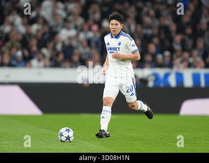 Kopenhagen, Danemark. 21 octobre 2025. Football : Ligue des Champions, jour 3, FC Copenhague - Borussia Dortmund, tour préliminaire, à Telia Parken. Junnosuke Suzuki (FC Copenhague) en action. Crédit : Marcus Brandt/dpa/Alamy Live News Banque D'Images