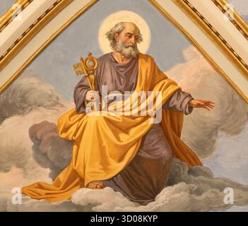CAVA DE TIRRENI, ITALIE - 7 OCTOBRE 2025 : le plafond fresque de l'apôtre Pierre dans l'église Abbazia Santissima Trinita par Vincenzo Morani Banque D'Images