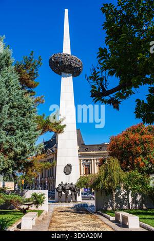 Roumanie, Bucarest, place de la Révolution, Mémorial de la renaissance en hommage aux victimes de la révolution de 1989 qui a renversé le communisme Banque D'Images