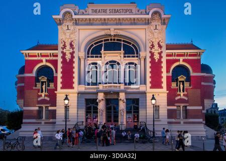 France, Nord, Lille, braderie de Lille, théâtre de Sébastopol Banque D'Images