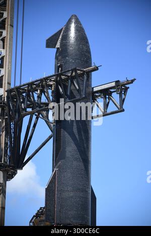 Starship 38 préparatifs avant un essai de feu statique sur le support de lancement orbital, PAD A, Starbase, Boca Chica, Texas, 20 septembre 2025 où : Boca Chica, Texas, États-Unis quand : 20 Sep 2025 crédit : Anthony Stanley/WENN Banque D'Images