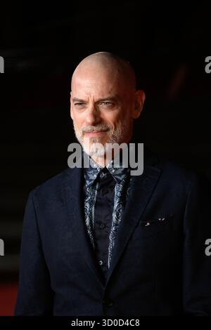 Rome, Italie. 22 octobre 2025. Filippo Nigro assiste au tapis rouge "Mrs Playmen" lors du 20ème Festival du film de Rome à l'Auditorium Parco della Musica à Rome (Italie), le 22 octobre 2025. Crédit : Insidefoto/Alamy Live News Banque D'Images