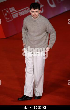 Rome, Italie. 22 octobre 2025. ASA Butterfield assiste au tapis rouge 'notre héros, Balthazar' lors du 20ème Festival du film de Rome à l'Auditorium Parco della Musica à Rome (Italie), le 22 octobre 2025. Crédit : Insidefoto/Alamy Live News Banque D'Images