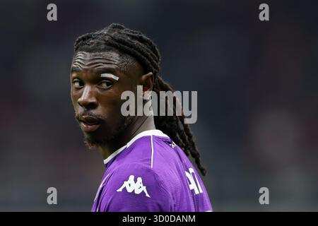 Munich, Allemagne. 19 octobre 2025. Moise Kean de Fiorentina vu lors du match DE SERIE A 2025/2026 AC Milan vs Fiorentina à San Siro. Score final AC Milan 2 : 1 Fiorentina. Crédit : SOPA images Limited/Alamy Live News Banque D'Images