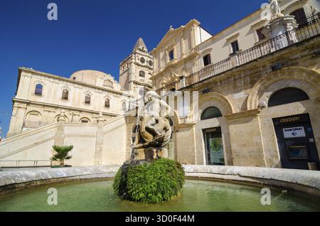 Noto, Italie - 14 septembre 2015 : vue sur l'église de Saint François Immaculé en Noto, Italie Banque D'Images