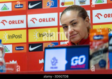 Gdansk, Poméranie, Pologne. 23 octobre 2025. Conférence de presse avec Nina Patalon au Polsat plus Arena avant le match amical de la Pologne contre les pays-Bas en football féminin. (Crédit image : © Marek Ladzinski/ZUMA Press Wire) USAGE ÉDITORIAL SEULEMENT ! Non destiné à UN USAGE commercial ! Banque D'Images
