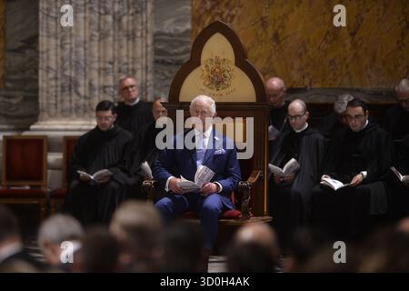 Rome, Italie. 23 octobre 2025. Rome Service œcuménique Basilique de Saint Paul hors les murs - visite de leurs Majestés le Roi Charles III d'Angleterre et la Reine Camilla crédit : Agence photo indépendante/Alamy Live News Banque D'Images