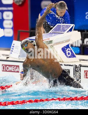 Toronto, Canada. 23 octobre 2025. Josh Liendo, du Canada, réagit après avoir remporté la finale masculine du 100m papillon à la Coupe du monde de natation aquatique 2025 à Toronto, Canada, le 23 octobre 2025. Crédit : Zou Zheng/Xinhua/Alamy Live News Banque D'Images