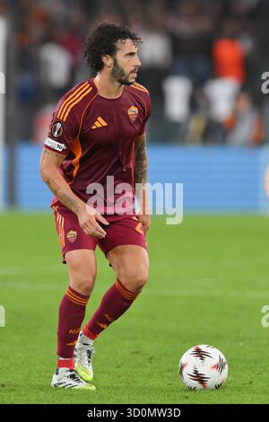 23 octobre 2025, stade Olimpico, Rome, Italie ; match de football de l'UEFA Europa League ; Roma contre Viktoria Plzen ; Mario Hermoso de L'AS Roma Banque D'Images