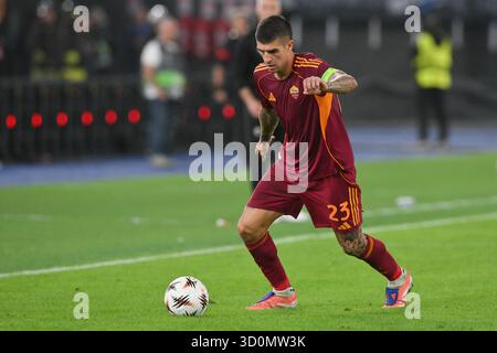 23 octobre 2025, stade Olimpico, Rome, Italie ; match de football de l'UEFA Europa League ; Roma contre Viktoria Plzen ; Gianluca Mancini de l'AS Roma Banque D'Images