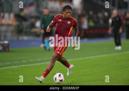 23 octobre 2025, stade Olimpico, Rome, Italie ; match de football de l'UEFA Europa League ; Roma contre Viktoria Plzen ; Leon Bailey de l'AS Roma Banque D'Images