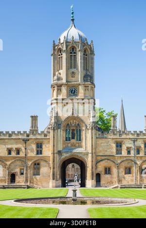 Oxford University Christ Church College Tom Quad et Tom Tower Oxford University Oxfordshire Angleterre GB Europe Banque D'Images