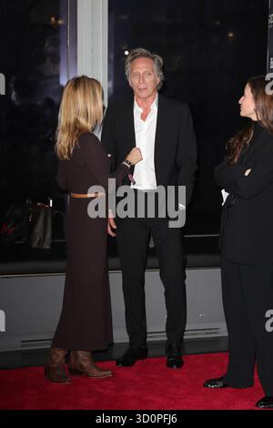 NEW YORK, NEW YORK – 21 OCTOBRE 2025 : L'acteur William Fichtner assiste à la première d'Anne Rices Talamasca à New York par AMC et Entertainment Weekly. Cet événement, qui a été marqué par des stars, a célébré le dernier thriller surnaturel de l'univers immortel d'Anne Rice, réunissant les acteurs, les créateurs et les fans pour un premier aperçu exclusif de la série très attendue. (Photo : Giada Papini Rampelotto/EuropaNewswire) Banque D'Images