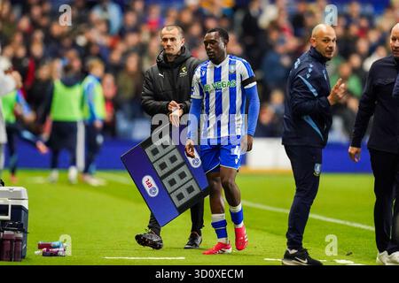 Sheffield, Royaume-Uni. 22 octobre 2025. Milieu de terrain de Sheffield Wednesday Sean Fusire (4) remplaçant lors du Sheffield Wednesday v Middlesbrough Sky Bet Championship au Hillsborough Stadium, Sheffield, Angleterre le 22 octobre 2025 crédit : Eleanor Hoad/Every second Media crédit : Every second Media/Alamy Live News Banque D'Images