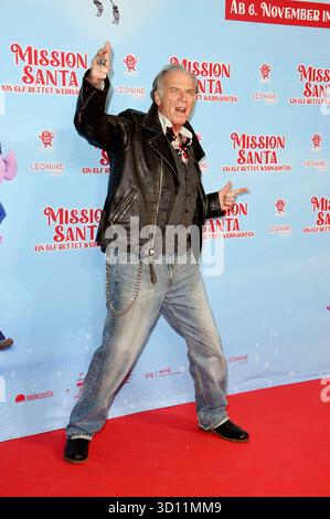Wolfgang Fierek BEI der Premiere des Kinofilms 'Mission Santa - Ein Elf rettet Weihnachten' im Kino in der Kulturbrauerei. Berlin, 25.10.2025 Banque D'Images