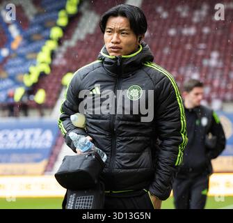 Édimbourg, Royaume-Uni. 26 octobre 2025. EDIMBOURG, ÉCOSSE - OCTOBRE 26 : Reo Hatate du Celtic arrive avant un match de William Hill entre Heart of Midlothian et Celtic au Tynecastle Park, le 26 2025 octobre, à Édimbourg, en Écosse. ( Credit : Paul Byars/Alamy Live News Banque D'Images