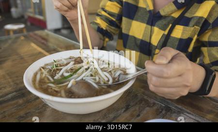 Taïwan nouilles de riz traditionnelles au petit restaurant Banque D'Images