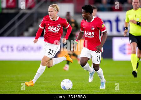 Alkmaar, pays-Bas. 26 octobre 2025. ALKMAAR, PAYS-BAS - OCTOBRE 26 : Ibrahim Sadiq de l'AZ Alkmaar court avec le ballon lors du match néerlandais Eredivisie entre l'AZ Alkmaar et le FC Utrecht au stade AFAS le 26 octobre 2025 à Alkmaar, pays-Bas. (Photo de Ed van de Pol/Orange Pictures) crédit : Orange pics BV/Alamy Live News Banque D'Images
