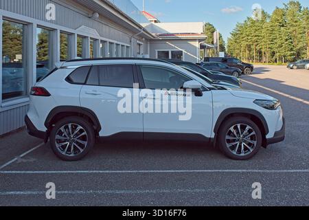 Horsbäck, Raasepori, Finlande - 2 août. 2025 : Toyota Corolla Cross garée. Banque D'Images