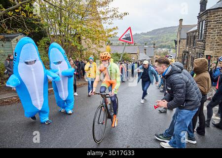 Championnats nationaux de montée de colline 2025 RTTC Bank Road, Matlock dimanche 26 octobre 2025 résultats : ouvert 1 Harry Macfarlane 02 :14,7 34,7 24,6 règle 28 Outliers 2 Kieran Wynne-Cattanach 02 :19,8 Team Lifting Gear Products 3 Andrew Feather 02 :20,4 Huntbikewheels.com femmes 1 Rachel Galler 02 :59,8 FTP (remplir le potentiel) Race Team 2 Illi Gardner 03 :01,8 Cardiff Ajax CC 3 Madeleine Heywood 03 :04,6 Elevate RT Junior Open 1 Harry Hudson 02 :20,8 Harrogate Nova Race Team 2 Ezra Bateman 02 :27,0 Banque D'Images