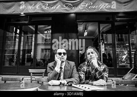 Nouvelle vague est un film comédie dramatique réalisé par Richard Linklater en 2025. Mettant en vedette Guillaume Marbeck dans le rôle de Jean-Luc Godard, Zoey Deutch dans celui de Jean Seberg et Aubry Dullin dans celui de Jean-Paul Belmondo, il fait suite au tournage de Breathless, un des premiers longs métrages de la Nouvelle vague du cinéma français, en 1959. Banque D'Images