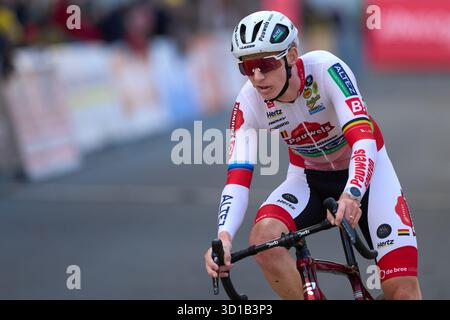 Overijse, Belgique . 26 octobre 2025. OVERIJSE, BELGIQUE - 12 JANVIER : lors du Telenet Superprestige en compétition à la course d'élite des hommes à le 12 janvier 2025 à Overijse, Belgique . (Photo de Rob Pauel/Orange Pictures) crédit : Orange pics BV/Alamy Live News Banque D'Images
