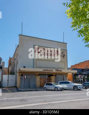 Un théâtre et plus tard un cinéma (1906) a été sur ce site à Orange Nouvelle-Galles du Sud, depuis 1886, il a finalement fermé avec 4 cinémas en 2009, une église, aujourd'hui abandonnée Banque D'Images