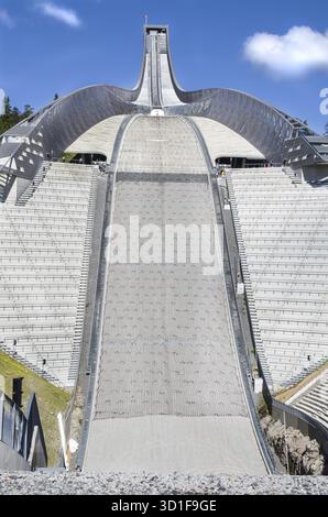 La colline de saut à ski Holmenkollen Oslo, Norvège Banque D'Images