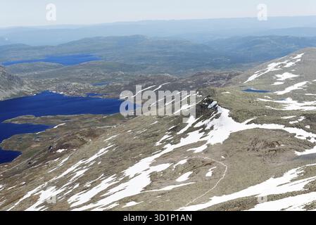 Vue panoramique de la montagne Gaustatoppen au jour d'été ensoleillé Banque D'Images