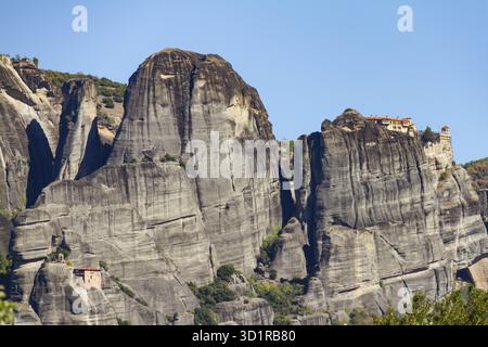Vue du monastère rocheux des Météores en Grèce, un site classé au patrimoine mondial de l'UNESCO Banque D'Images