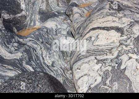 Gros plan d'un rocher de migmatite de la ceinture métamorphique Natal-Namaqua Banque D'Images