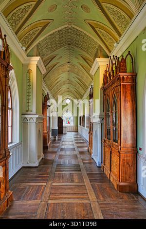 Galerie néo-gothique dans la Maison de la Princesse Louise, Maison grise dans le parc Wörlitz, Saxe-Anhalt Banque D'Images