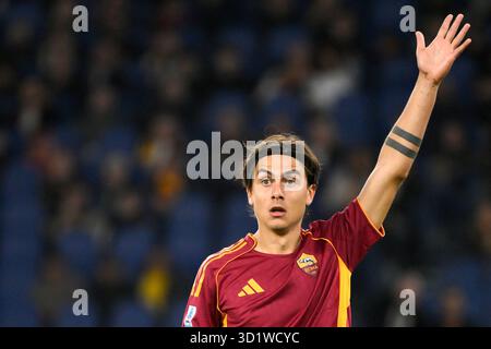 Rome, Italie. 29 octobre 2025. Paulo Dybala de l'AS Roma réagit lors du match de football Serie A 2025/2026 entre L'AS Roma et Parme Calcio 1913 au Stadio Olimpico à Rome (Italie), le 29 octobre 2025. Crédit : Insidefoto/Alamy Live News Banque D'Images
