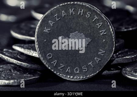Pièce d'argent avec carte du Kazakhstan Banque D'Images