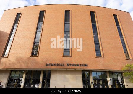 Nashville, TN - 25 octobre 2025 : Vanderbilt Memorial Gymnasium sur le campus de l'Université Vanderbilt Banque D'Images
