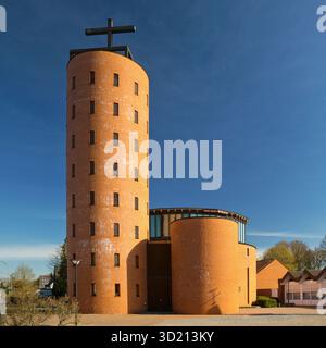 Antonius Vluyn Catholic Church, Neukirchen-Vluyn, Ruhr area, Lower Rhine, North Rhine-Westphalia, Allemagne, Europe Banque D'Images